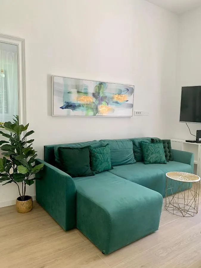 ספליט Beach Apartments Lili 0*,  קרואטיה